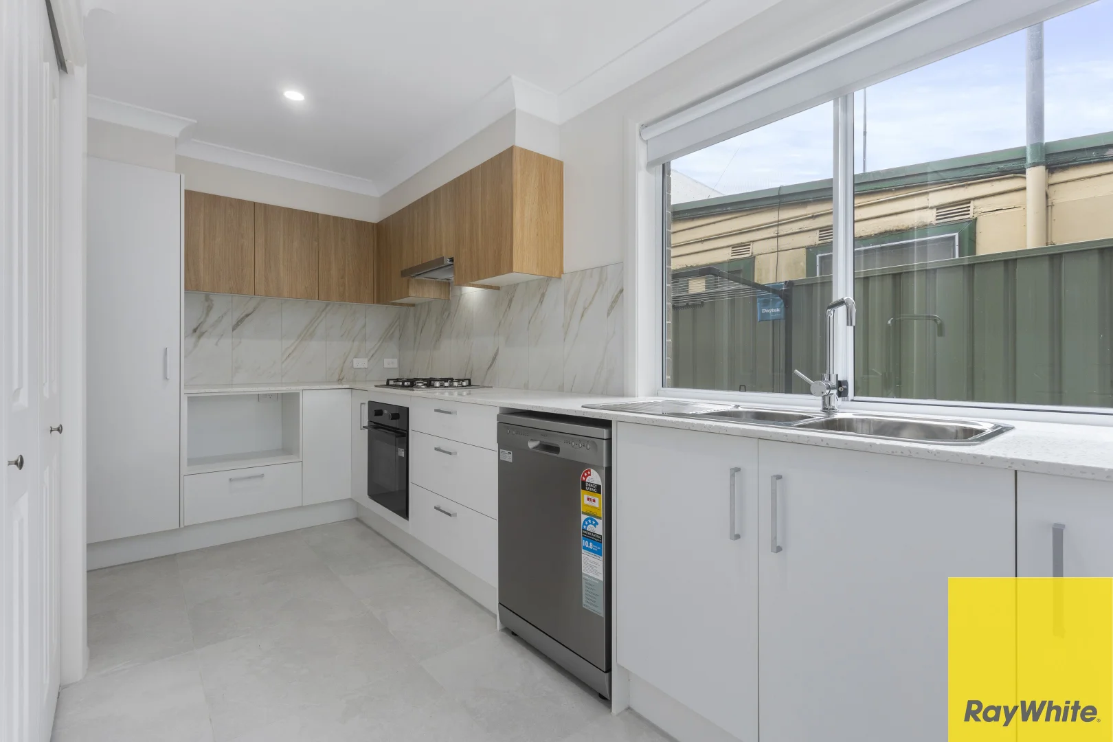 Additional image 4 of 2/40-42 Mamre Road, St Marys NSW 2760