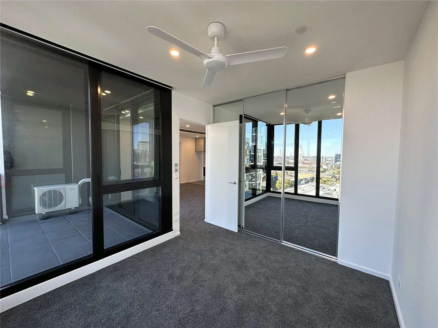 Additional image 5 of 1004/408 Spencer Street, West Melbourne VIC 3003