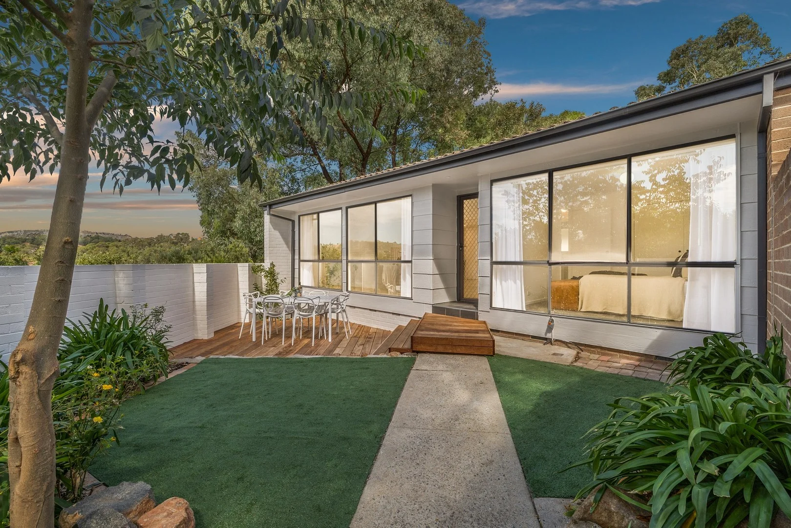 82 Hallen Close, Phillip ACT 2606
