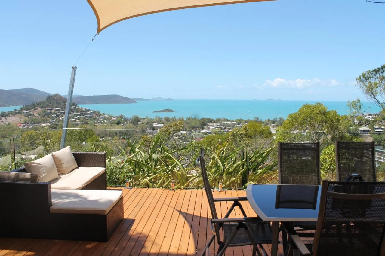 88 Yachtsman Parade, Cannonvale QLD 4802