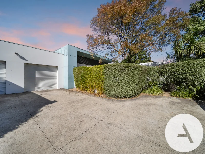 Additional image 14 of 168B Captain Cook Cres, Narrabundah ACT 2604