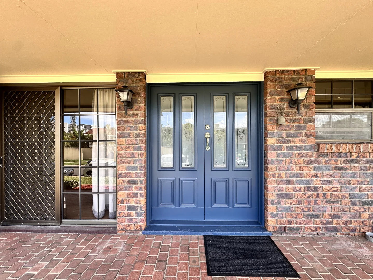 Additional image 2 of 1 Banwell Cr, Carindale QLD 4152