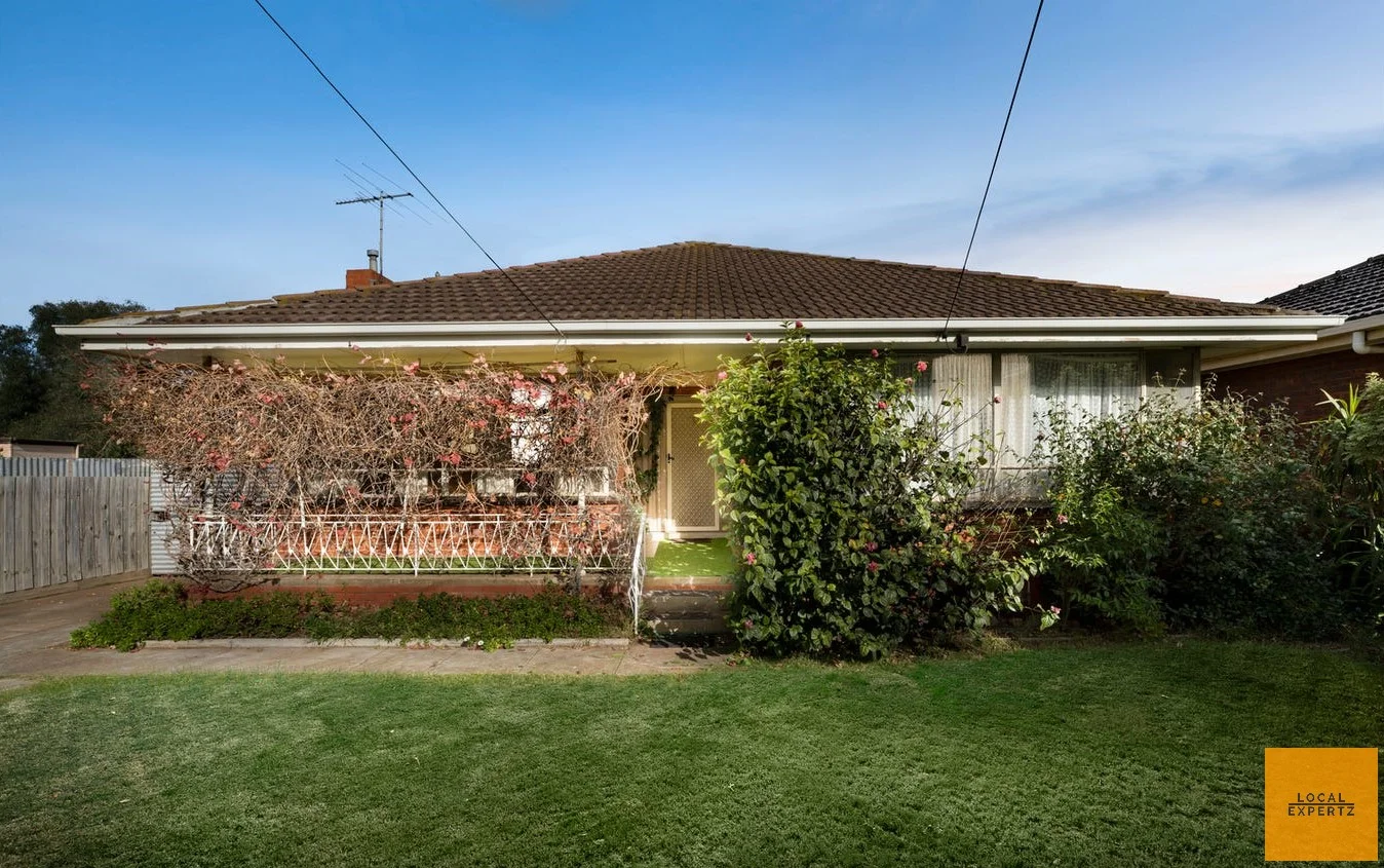 19 First Avenue, Melton South VIC 3338