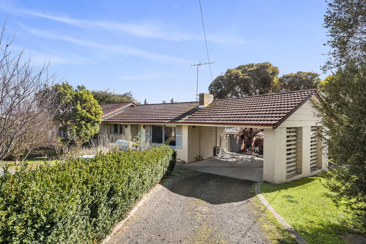 279 Scenic Road, Highton VIC 3216