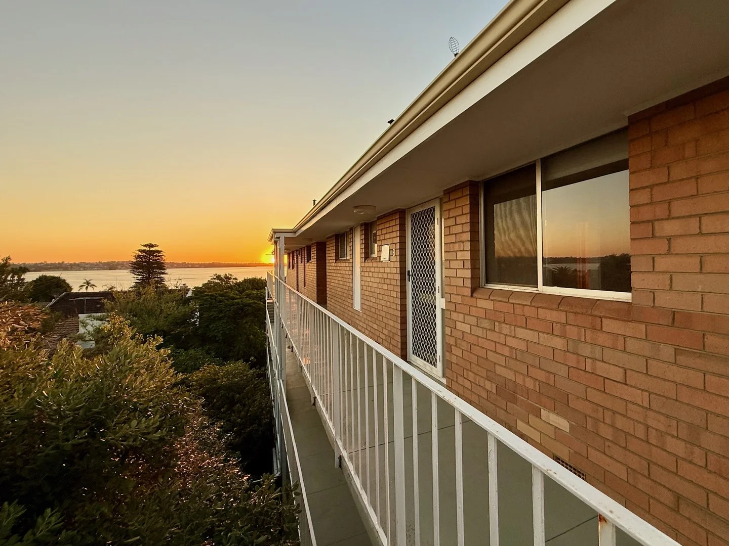 8/95 Matheson Road, Applecross WA 6153