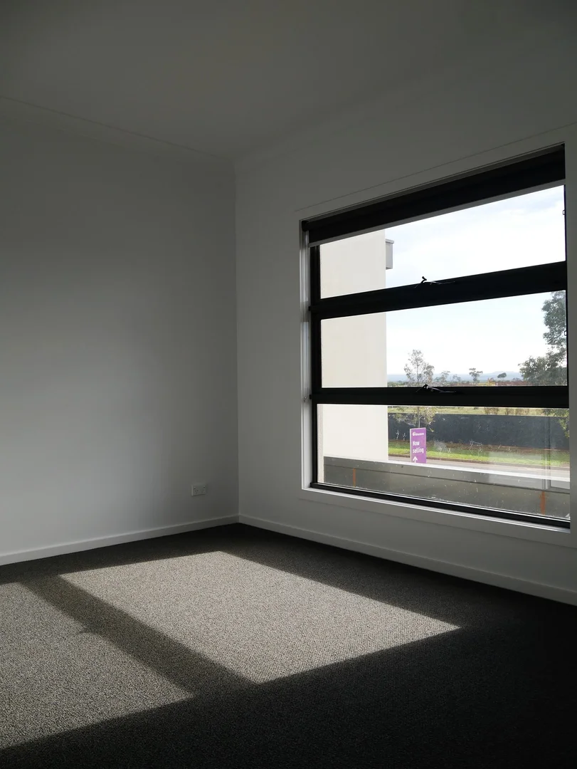 Additional image 5 of 31 Astley Drive, Strathtulloh VIC 3338