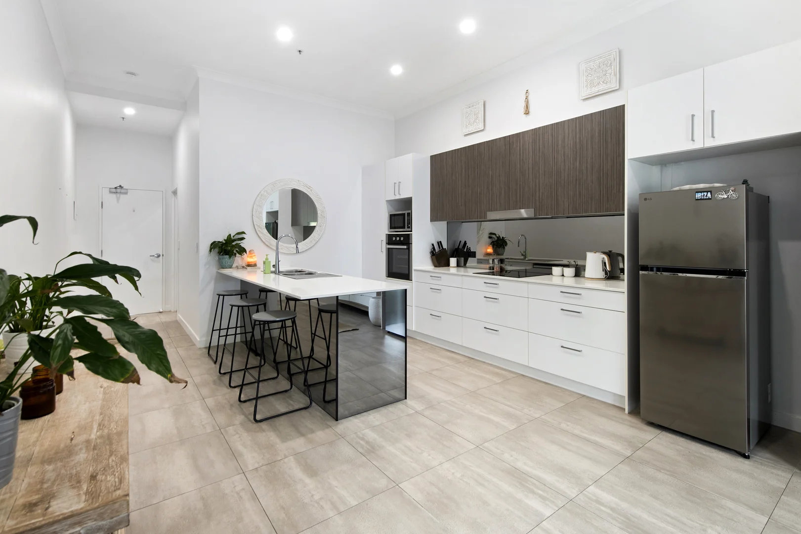 Additional image 3 of 4/3422 Surfers Paradise Boulevard, Surfers Paradise QLD 4217