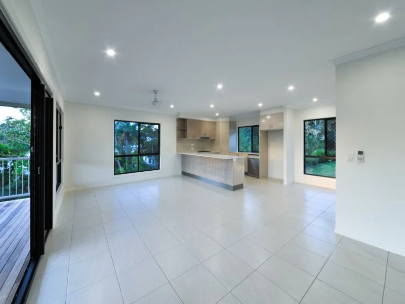 5 Amarula Place, Cannonvale QLD 4802