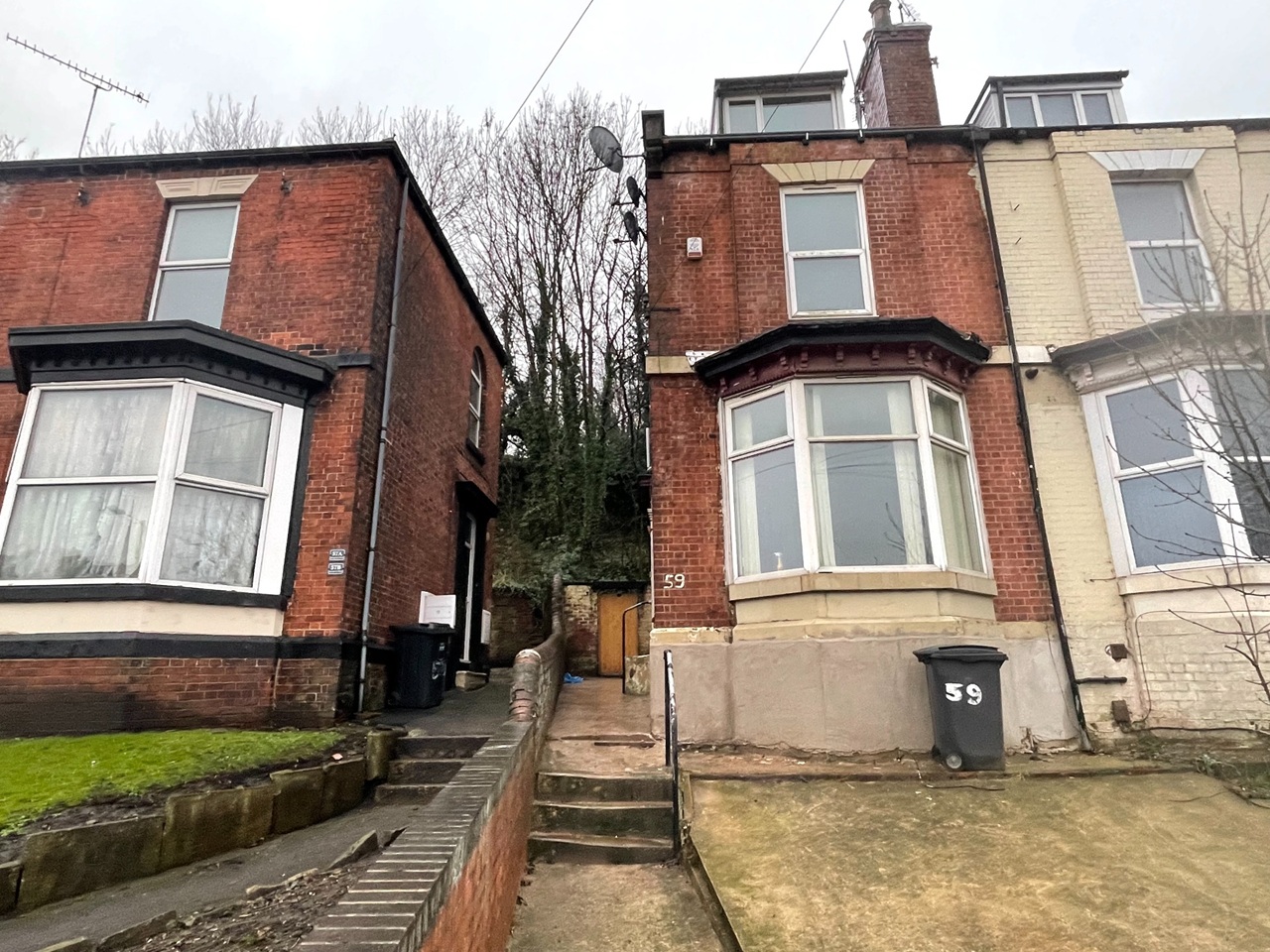 4 Bed Semi-Detached House, Burngreave Road, S3, N1 7GU