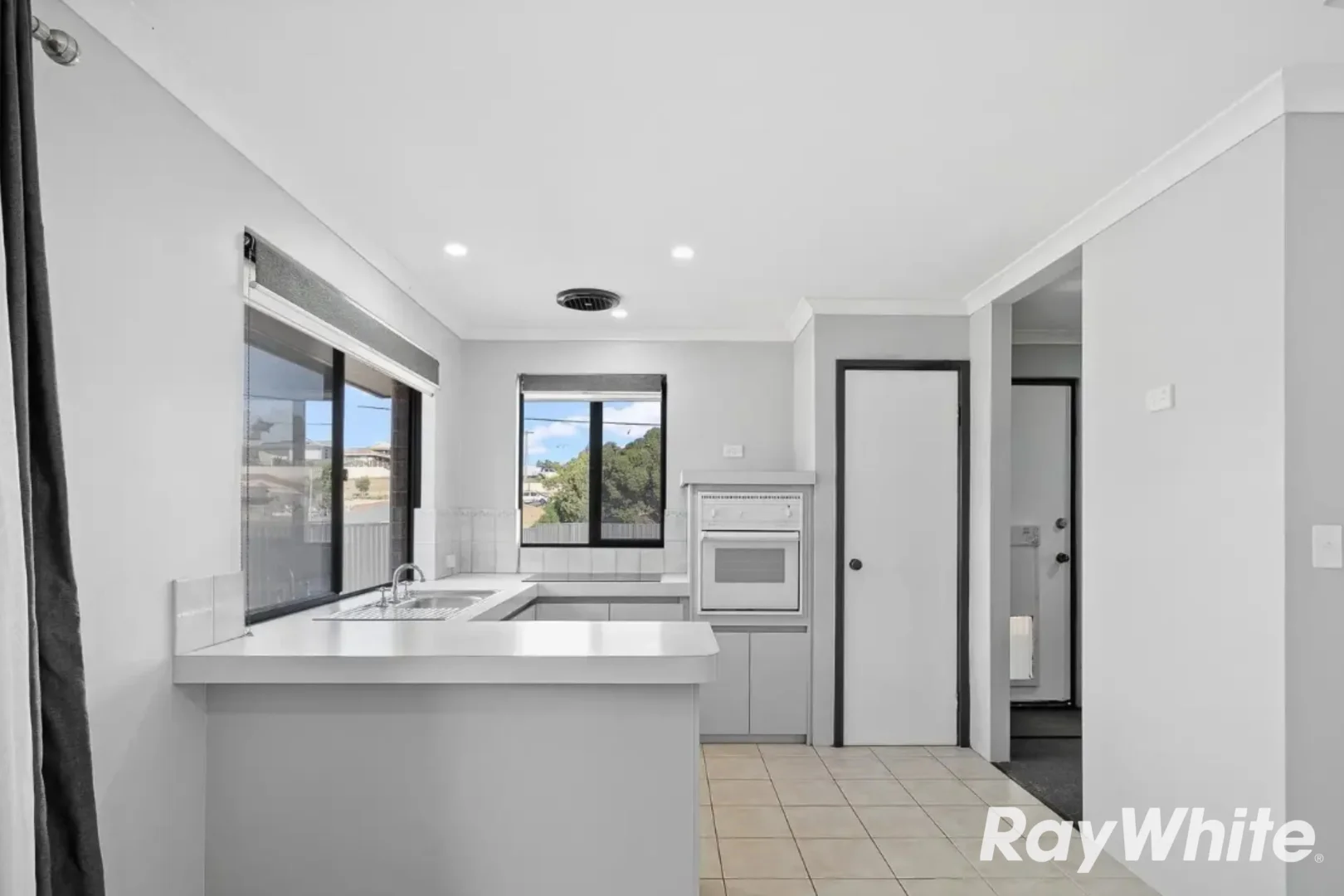 Additional image 8 of 47 Challenger Road, Madora Bay WA 6210
