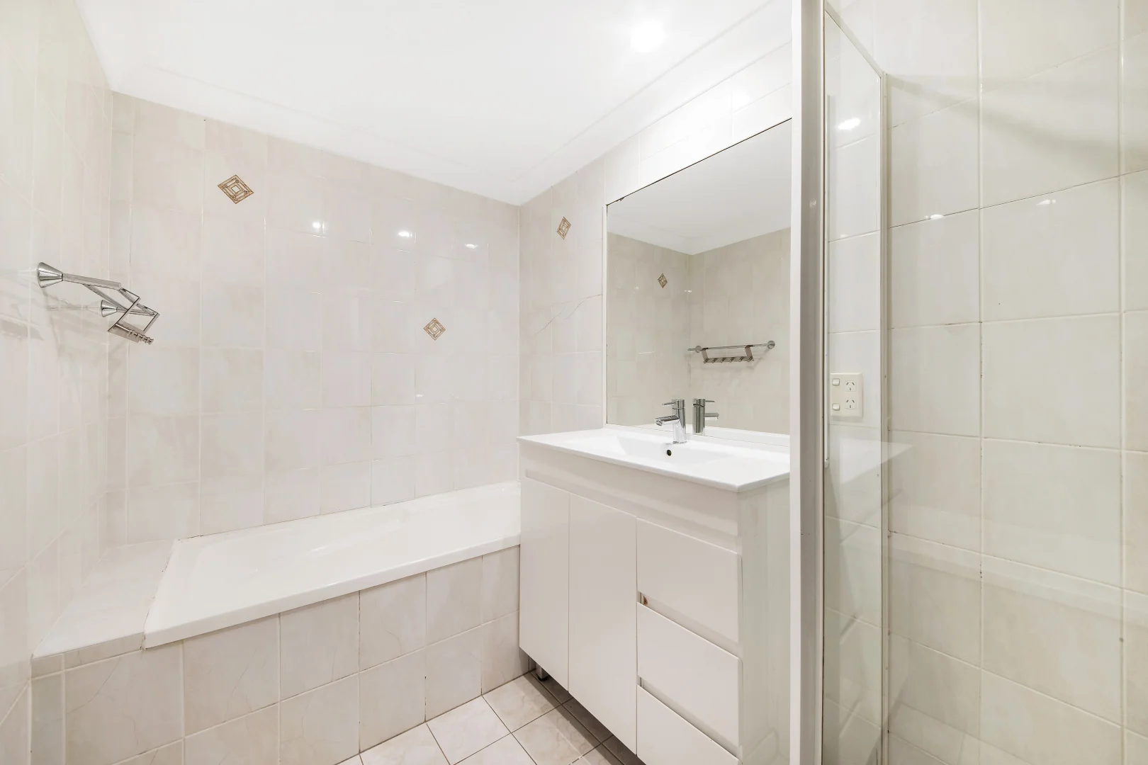 Additional image 6 of 3/292 Burns Bay Road, Lane Cove NSW 2066