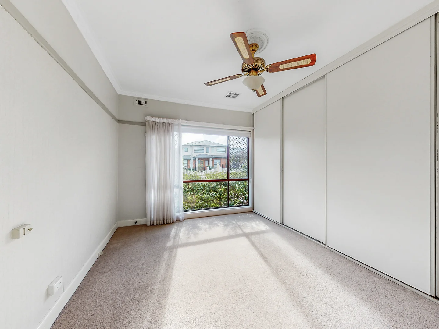 Additional image 11 of 5 Hampton Rd, Essendon West VIC 3040