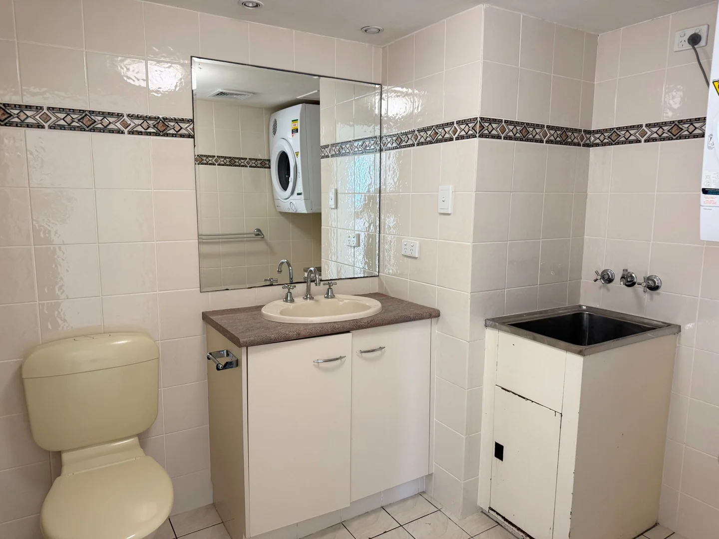 Additional image 10 of 901/28 Northcliffe Tce, Surfers Paradise QLD 4217