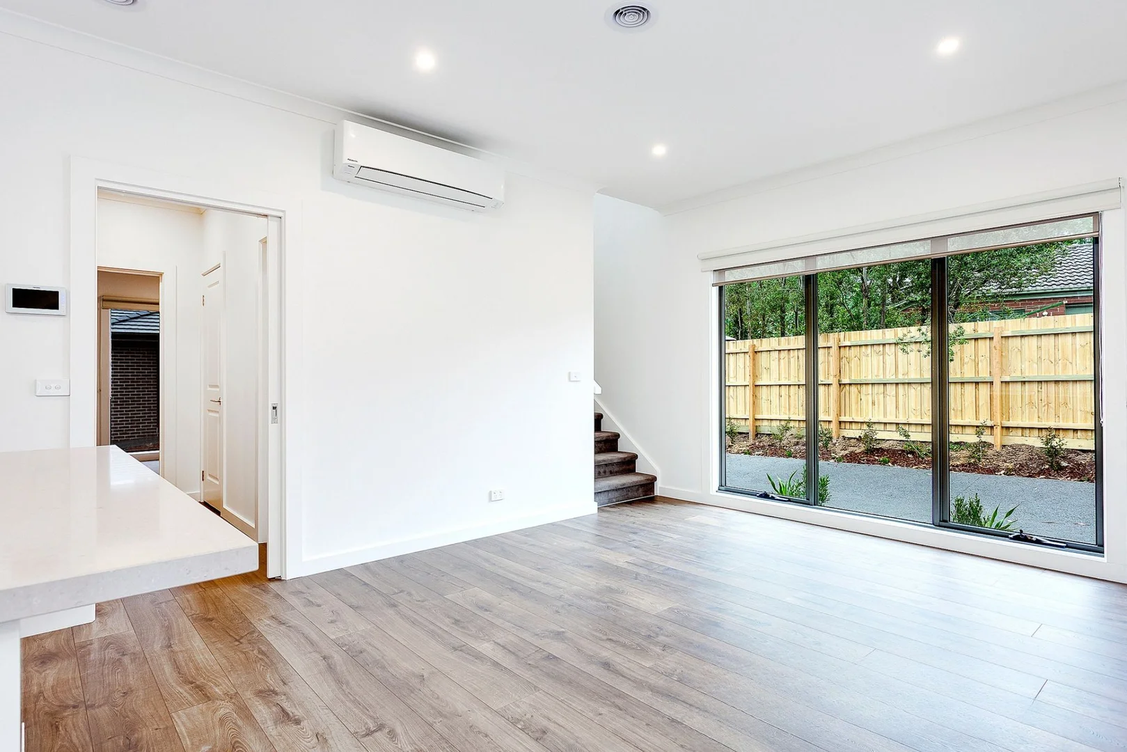 Additional image 2 of 1/27 Silverley Road, Croydon VIC 3136