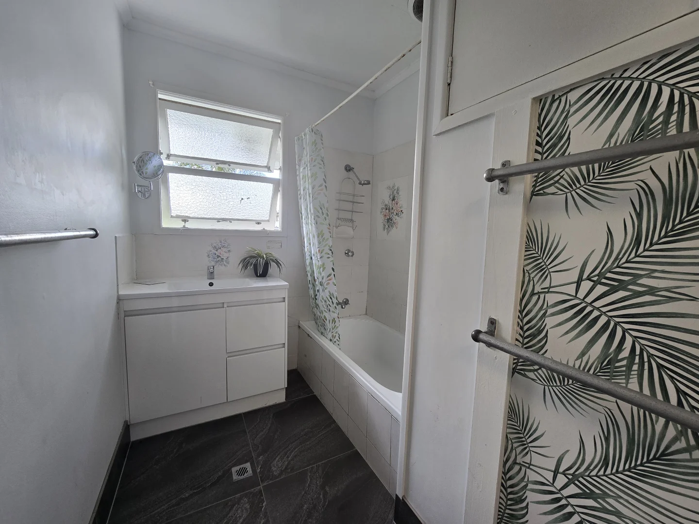 Additional image 7 of 1/164 Mayes Avenue, Kingston QLD 4114