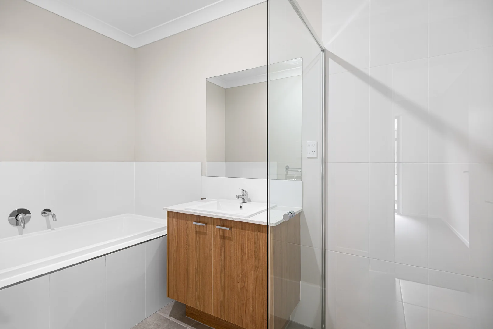 Additional image 11 of 1/36 Lakeview Crescent, Raymond Terrace NSW 2324