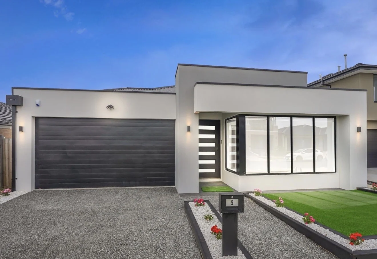9 GINGER CRESCENT, Mickleham VIC 3064