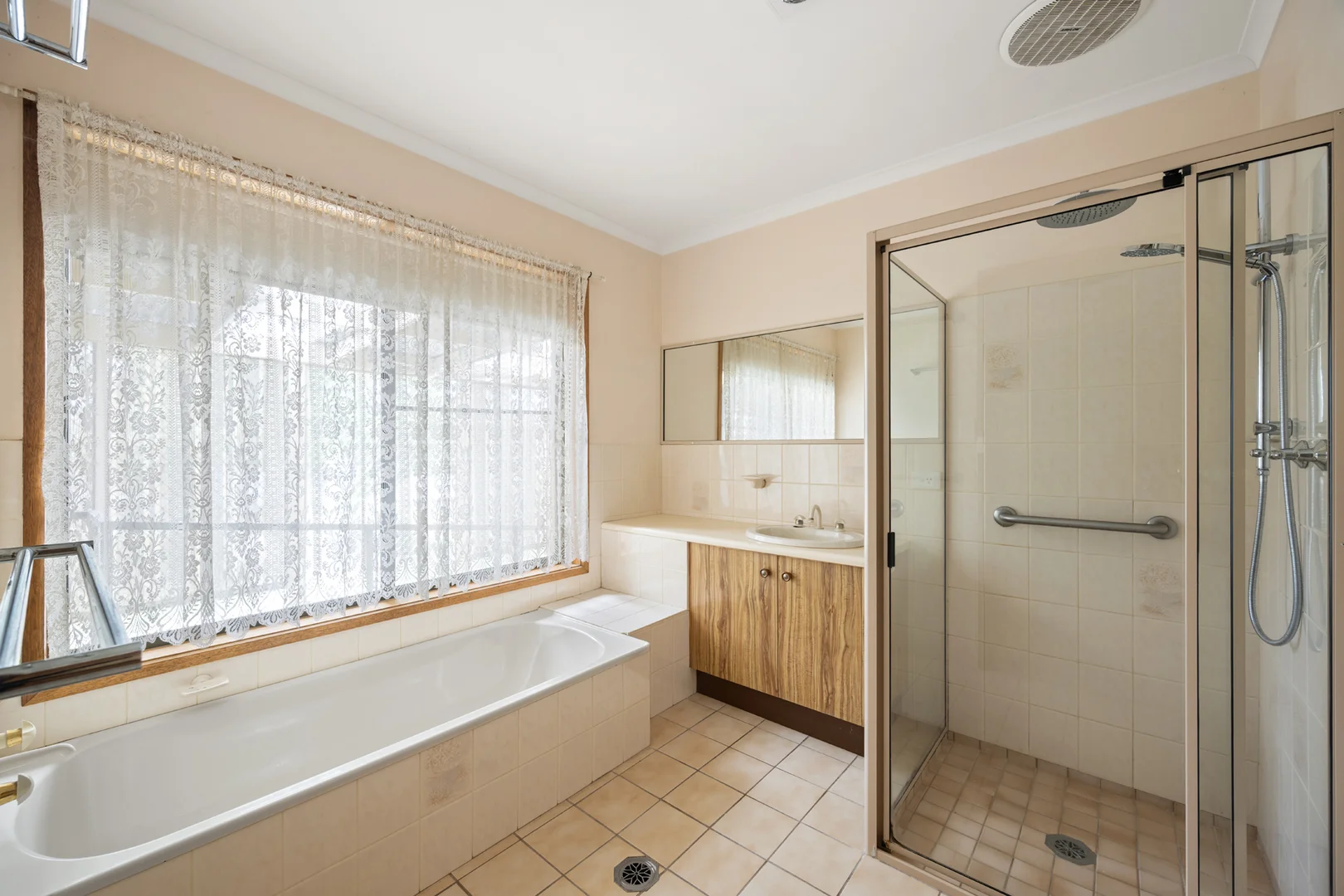 Additional image 10 of 21 Shiraz Crescent, Corowa NSW 2646