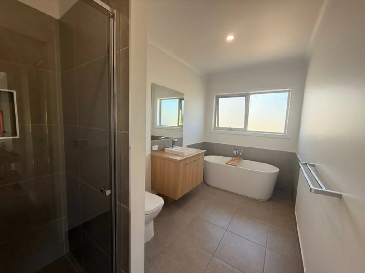 Additional image 12 of 5 Lady Harriet Drive, Lakes Entrance VIC 3909