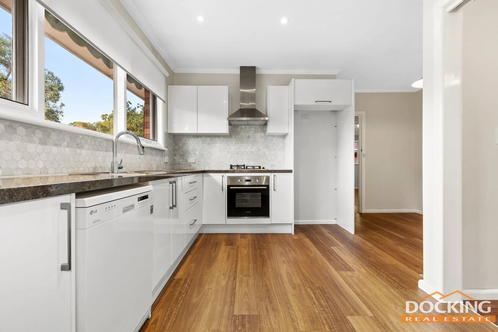 Additional image 2 of 43 Davis Street, Burwood East VIC 3151