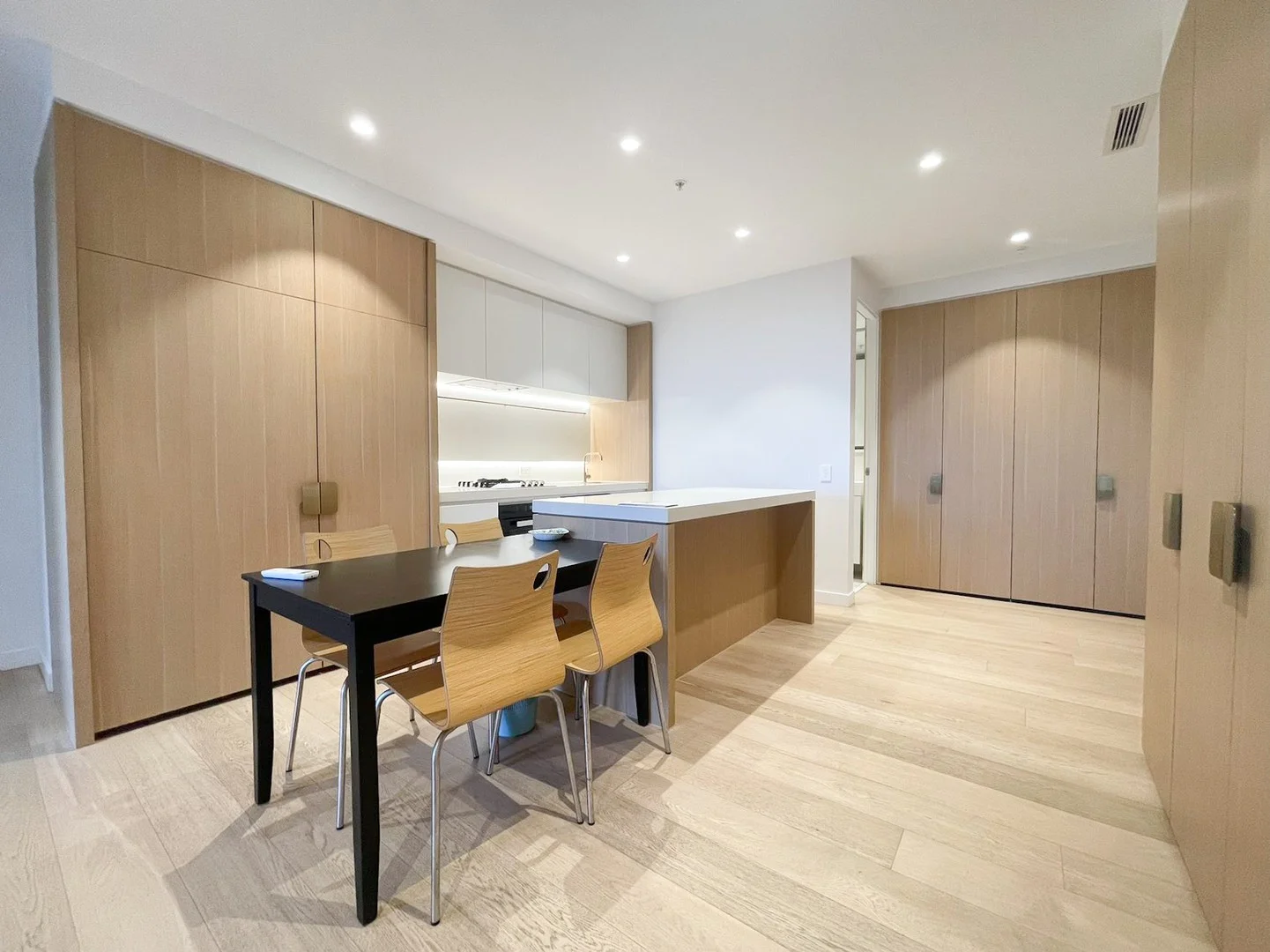 2002/545 Station Street, Box Hill VIC 3128