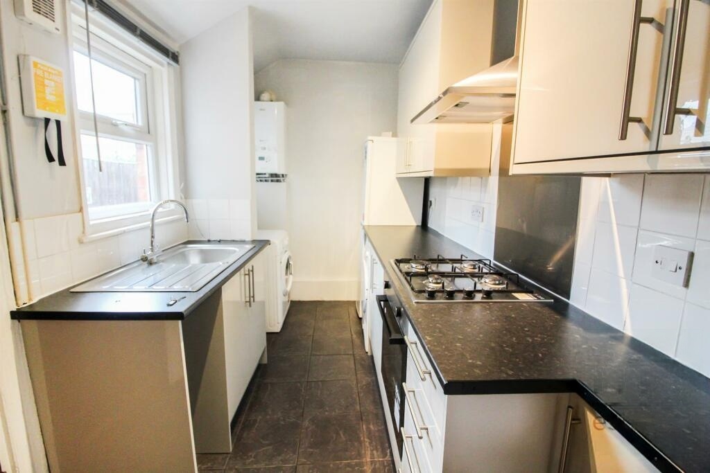 Additional image 4 of 4 Bed Semi-Detached House, Ednaston Road, NG7, N1 7GU