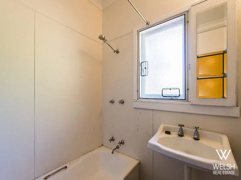 Additional image 12 of 75 Pearl Road, Cloverdale WA 6105