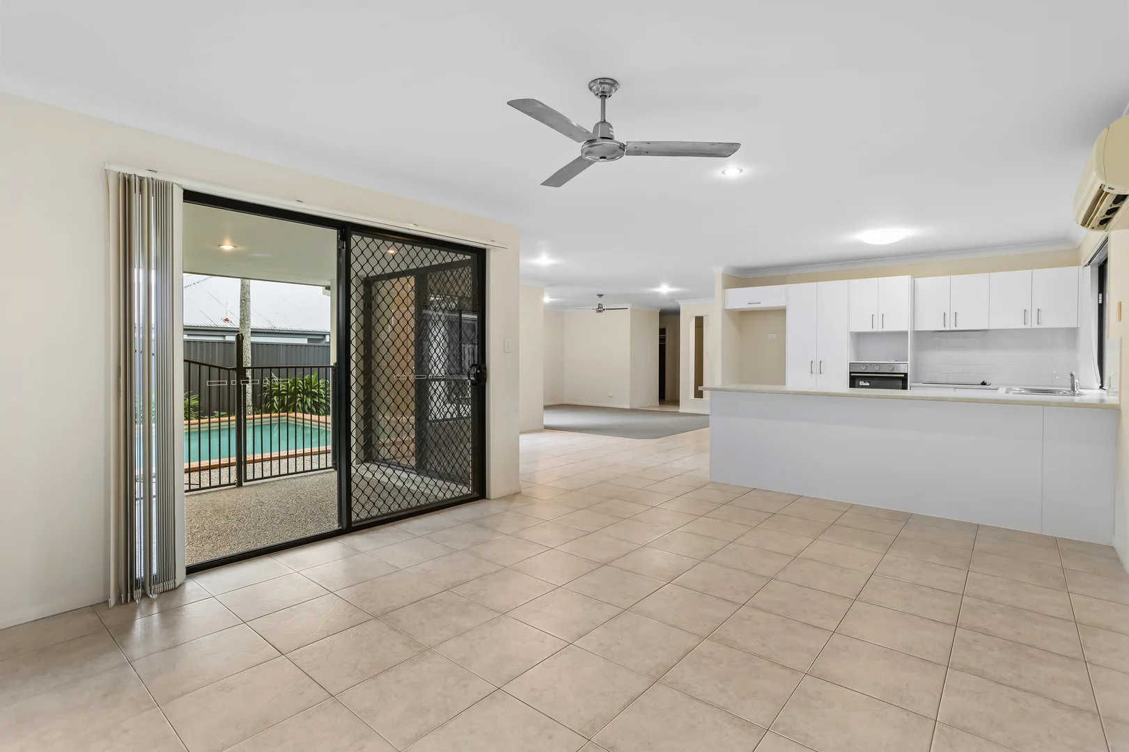 Additional image 5 of 34 Victoria Drive, Pacific Pines QLD 4211