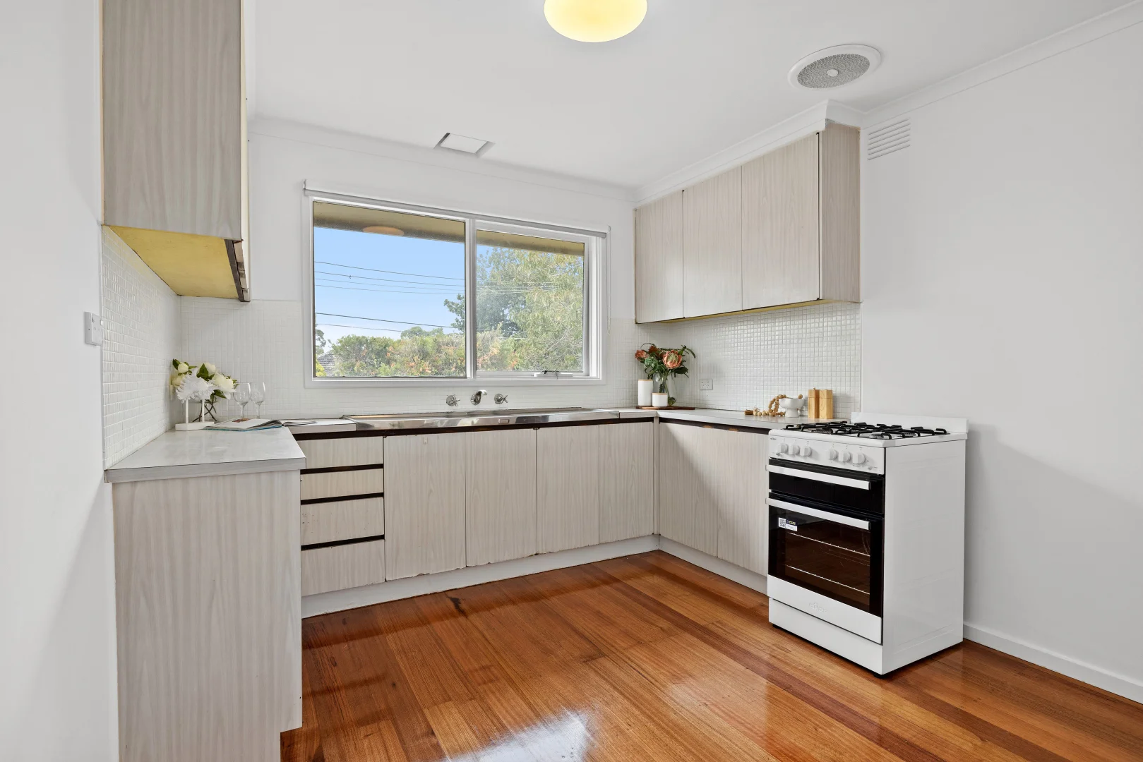 Additional image 3 of 14 Delacombe Court, Cheltenham VIC 3192