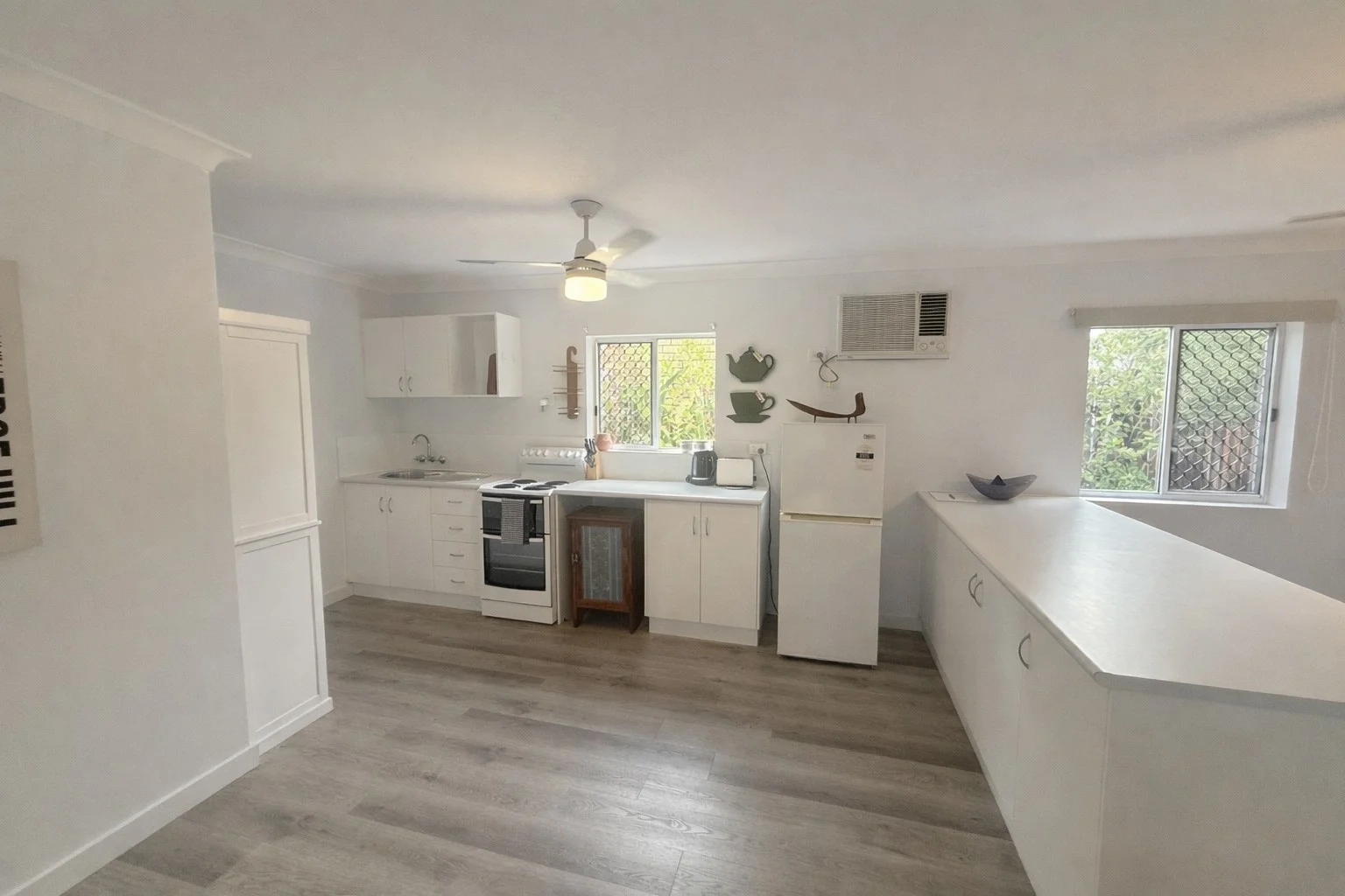 Additional image 5 of 360A McLeod Street, Cairns North QLD 4870