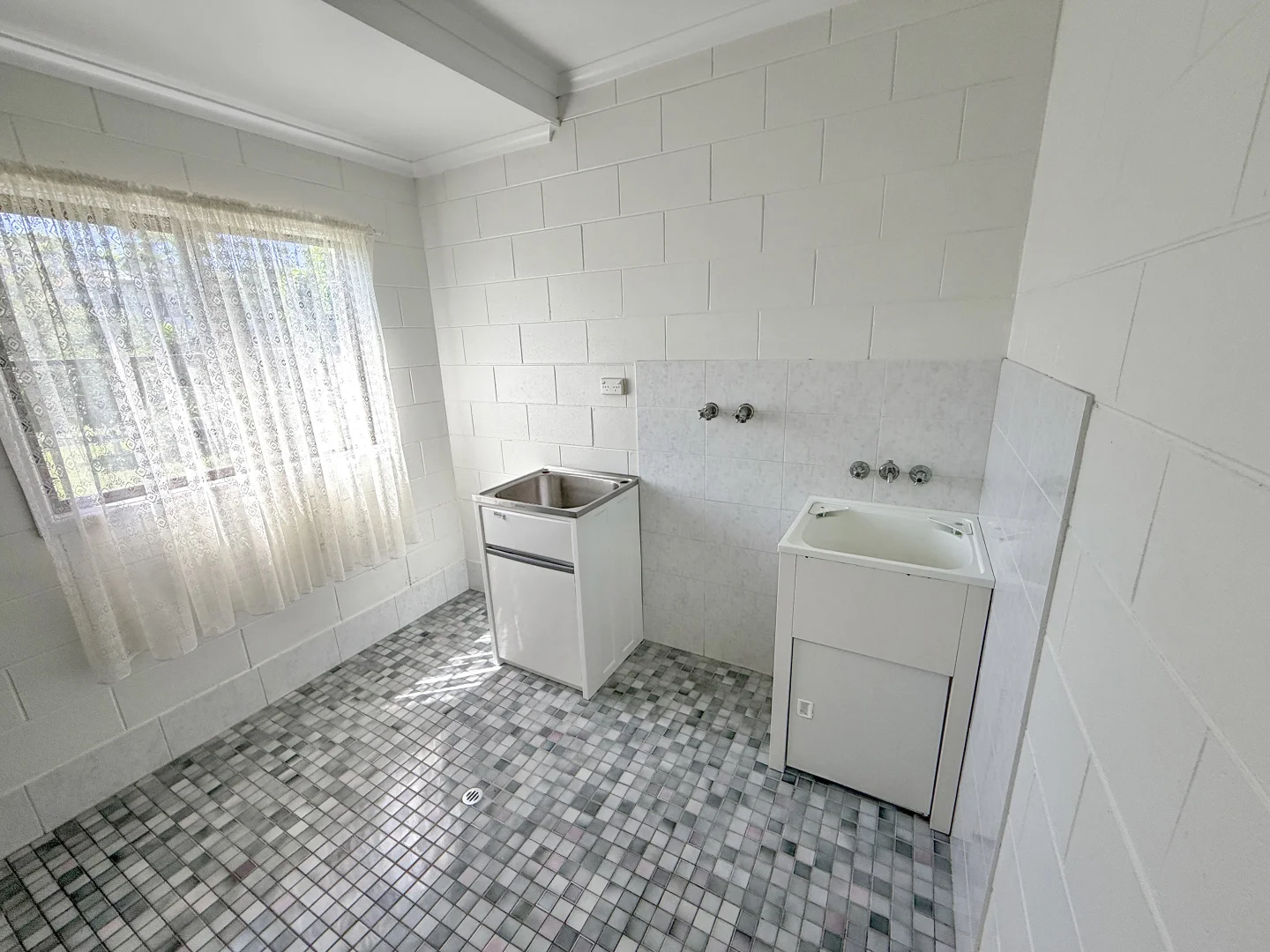 Additional image 9 of 2/14 Barramundi Street, Taylors Beach QLD 4850