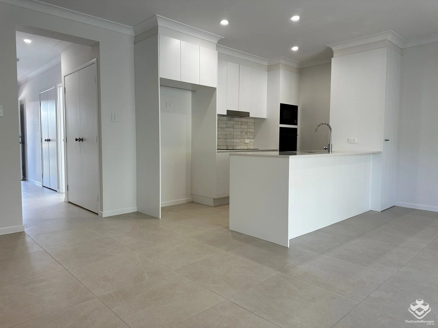 Additional image 2 of ID:21169484/2 Jordin St, Browns Plains QLD 4118