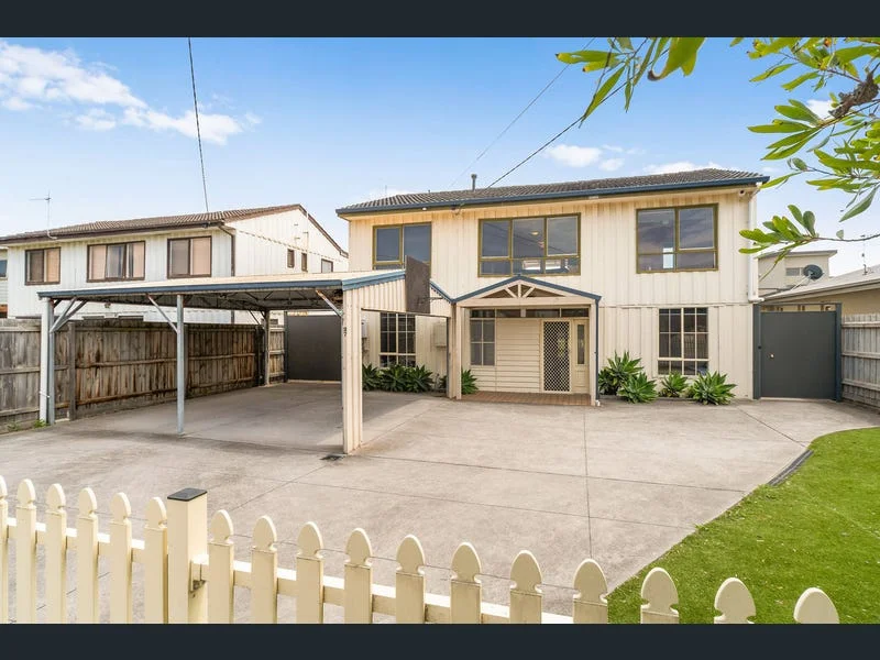 27 Dromana Parade, Safety Beach VIC 3936