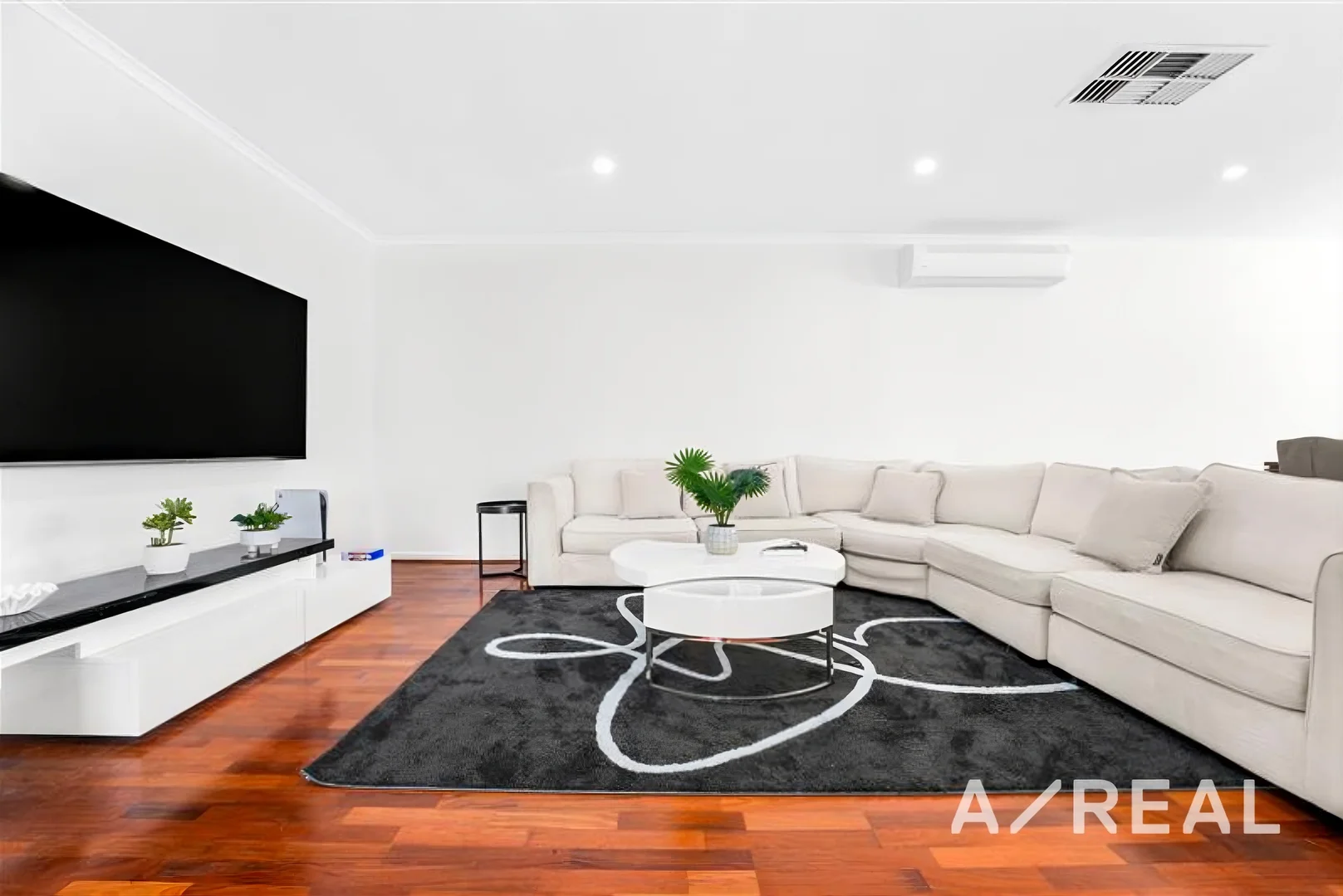 Additional image 2 of 122 Porter Road, Heidelberg Heights VIC 3081