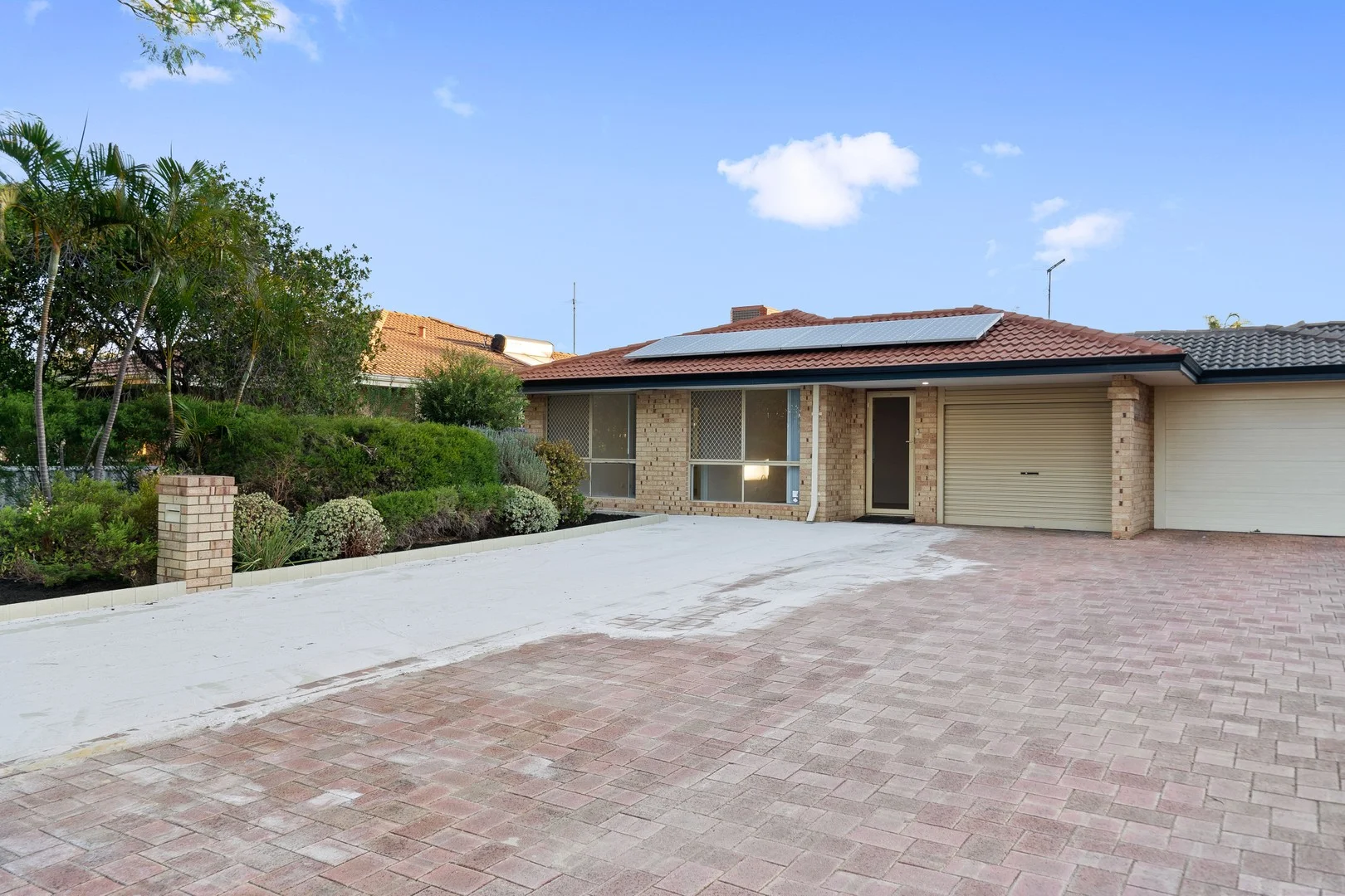 1/9 Erica Street, Coodanup WA 6210