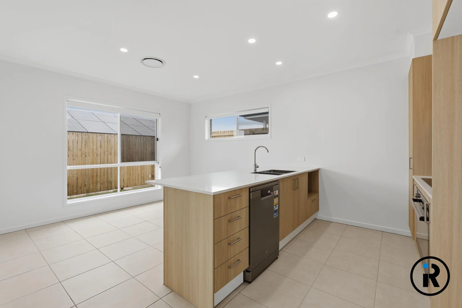 Additional image 2 of 8 Haughton Street, South Maclean QLD 4280