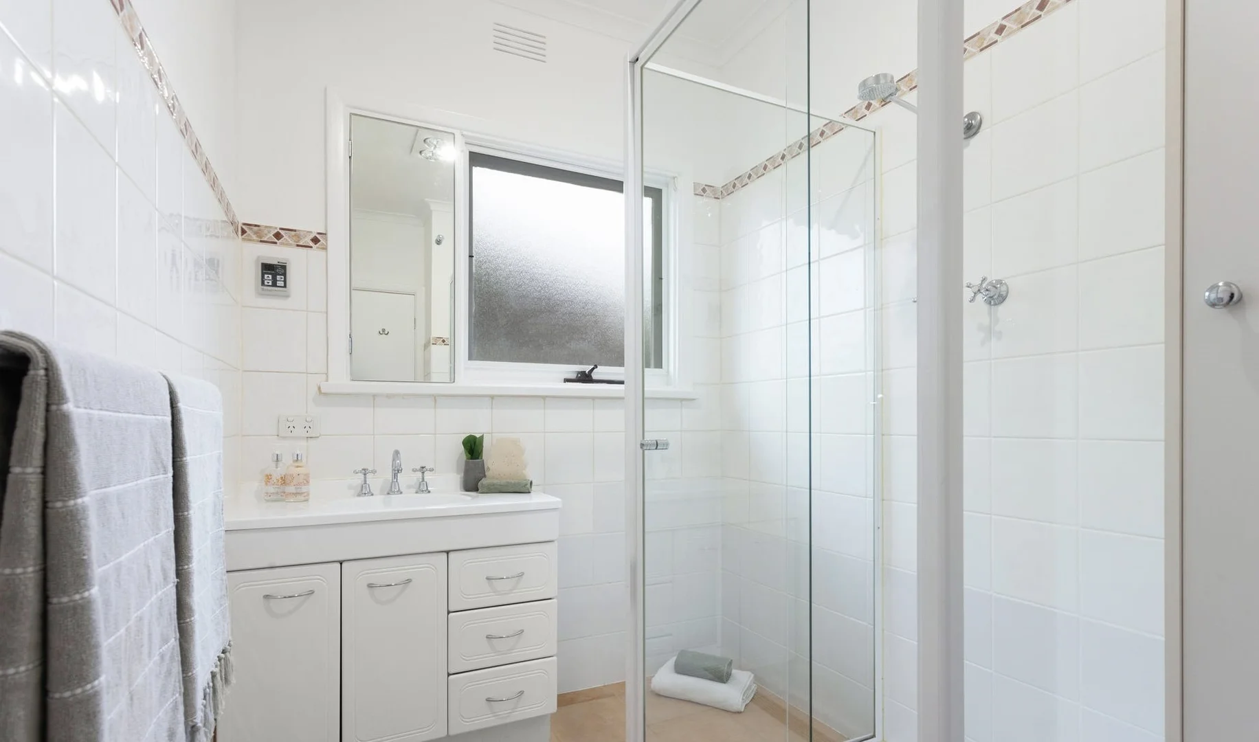 Additional image 6 of 3 Dunloe Court, Bentleigh VIC 3204