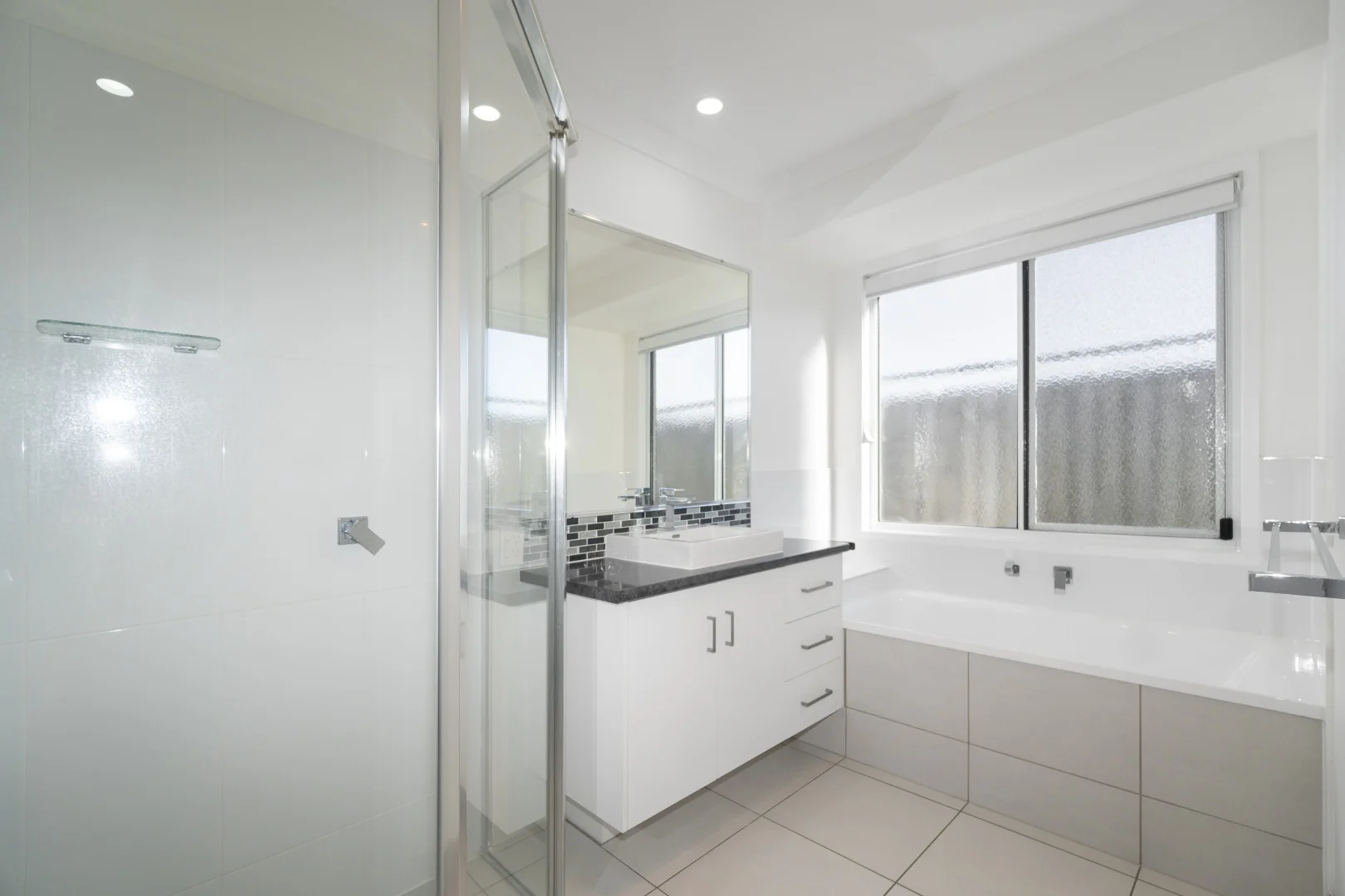 Additional image 6 of 2/101 McCarthy Road, Avenell Heights QLD 4670