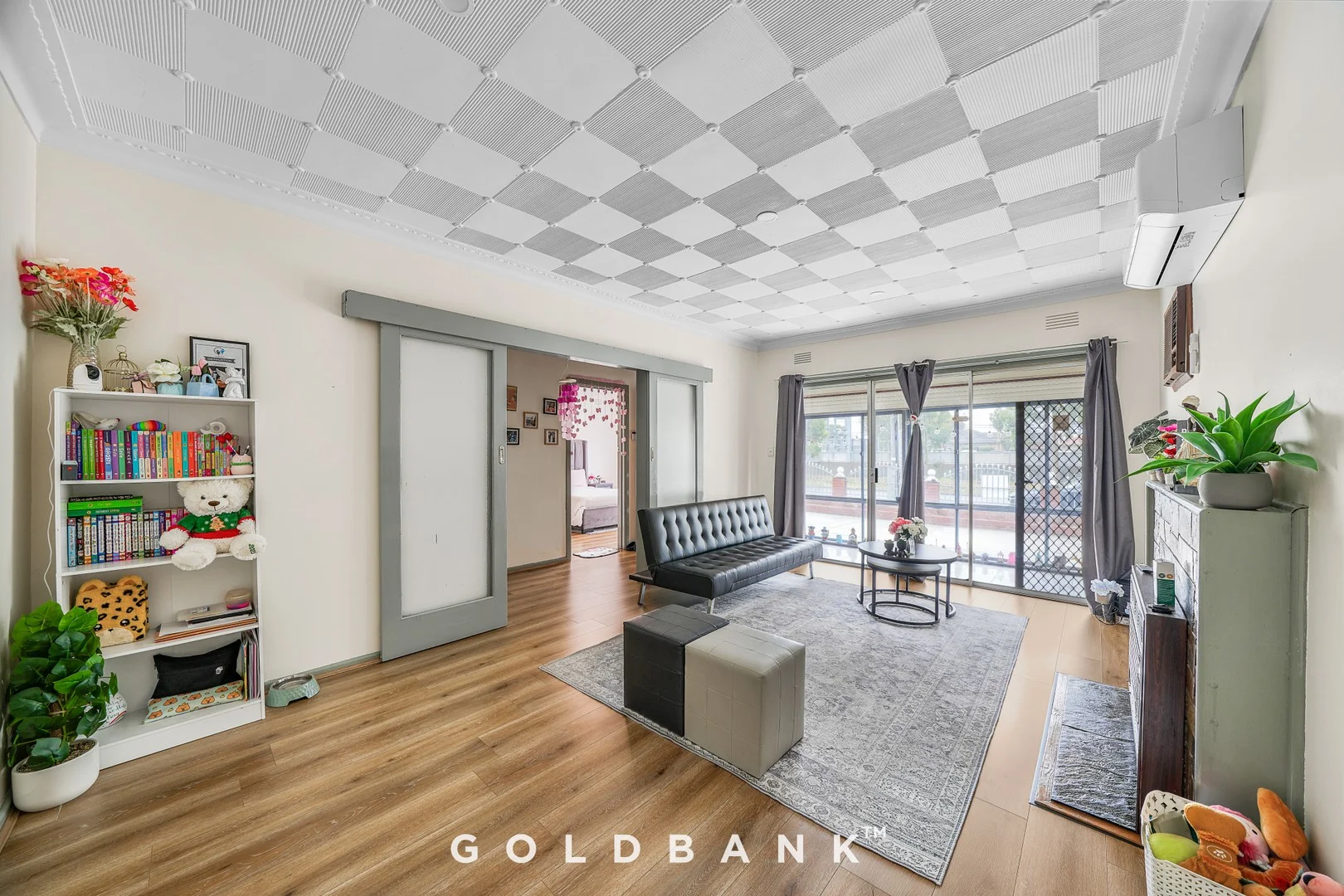 49 Willaton St, St Albans VIC 3021