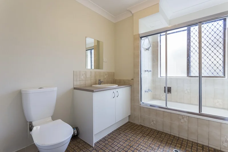 Additional image 4 of 3/42 Sir Fred Schonell Drive, St Lucia QLD 4067
