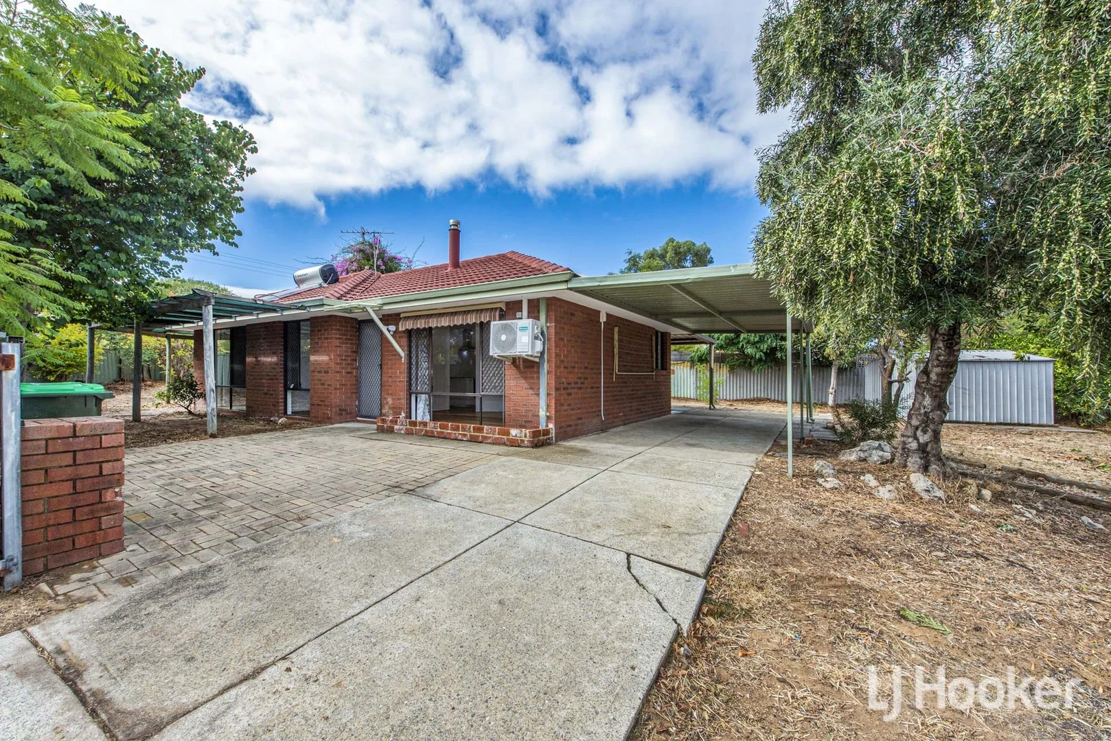 18 Clint Way, Calista WA 6167