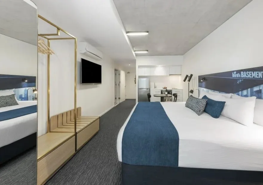 Studio/568 St Kilda Rd, Melbourne VIC 3004 photo 2