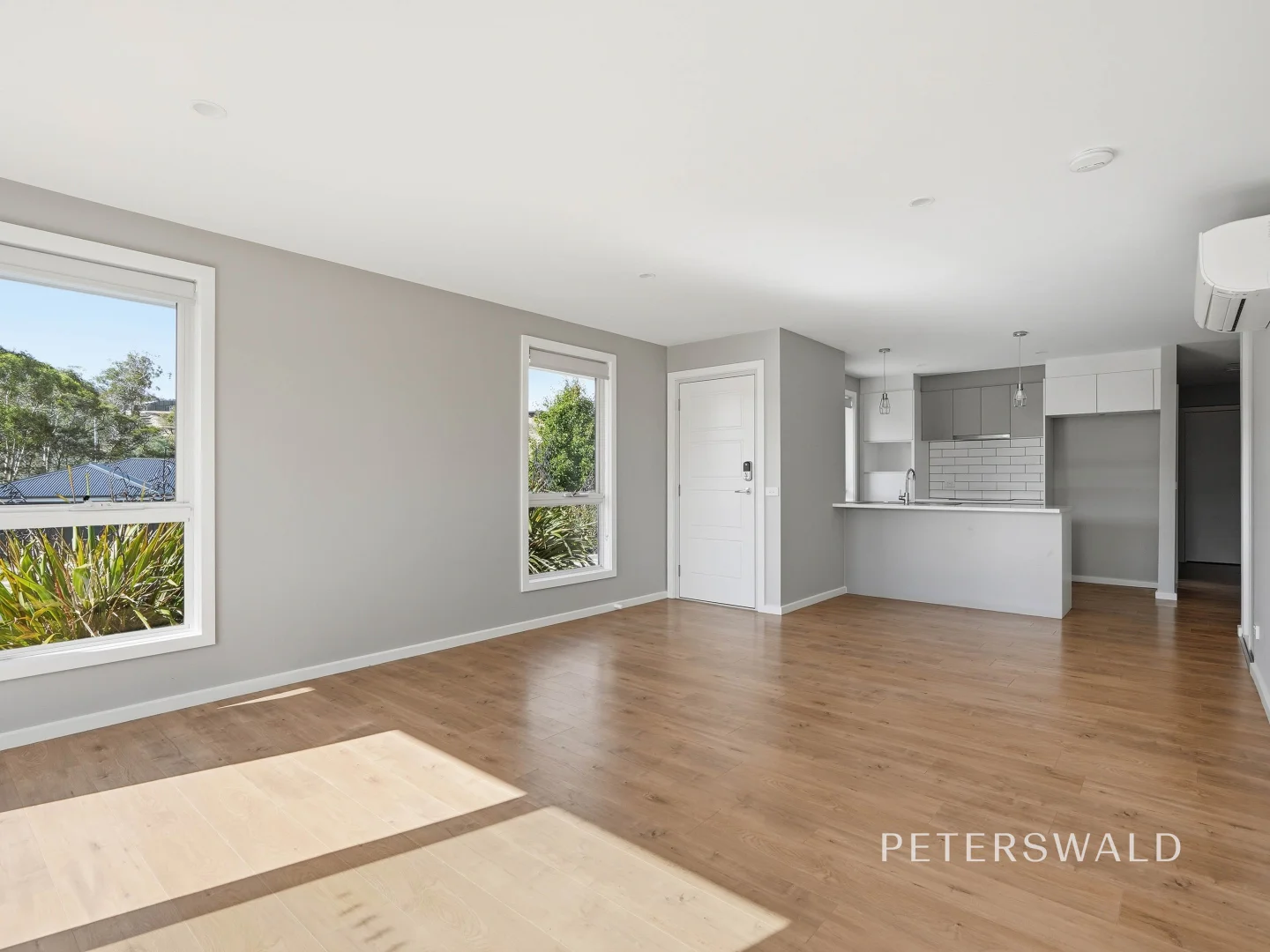 Additional image 3 of 10 Jardinelle Rd, Rokeby TAS 7019
