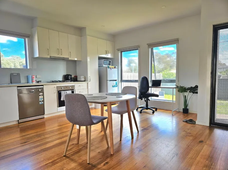 Additional image 3 of 1/108 Ashley Street, Maidstone VIC 3012