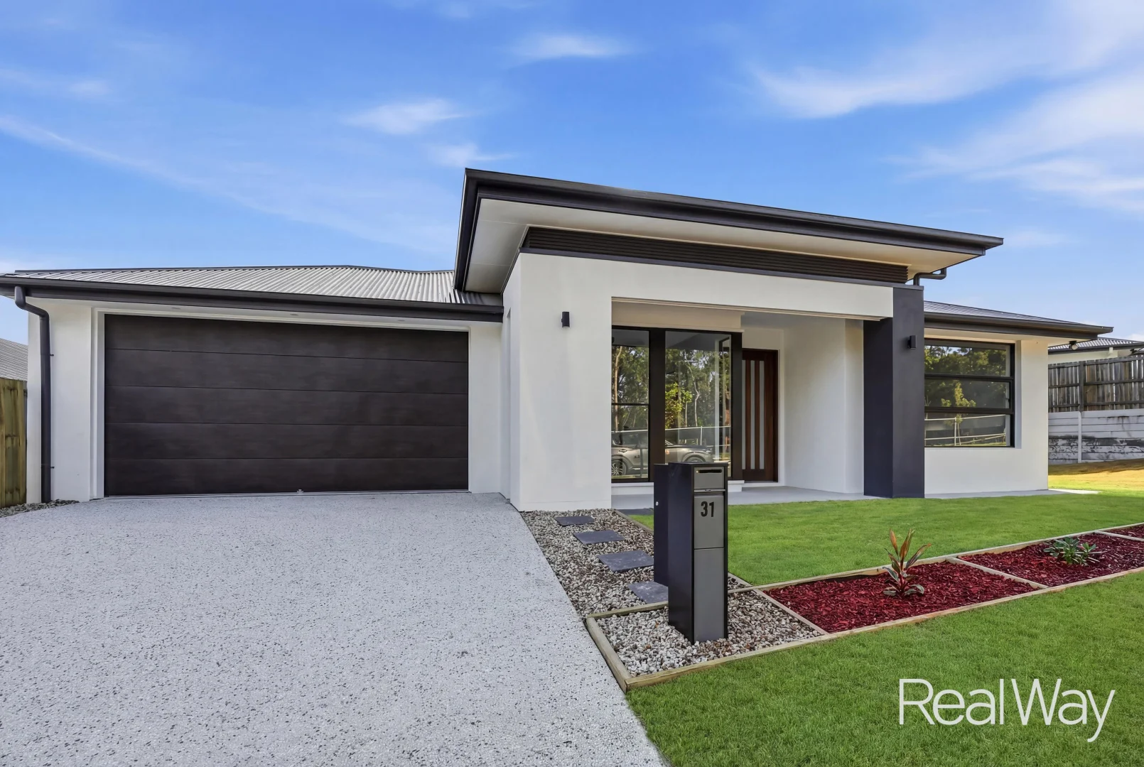 31 Himalayan Crescent, Spring Mountain QLD 4300 photo 2