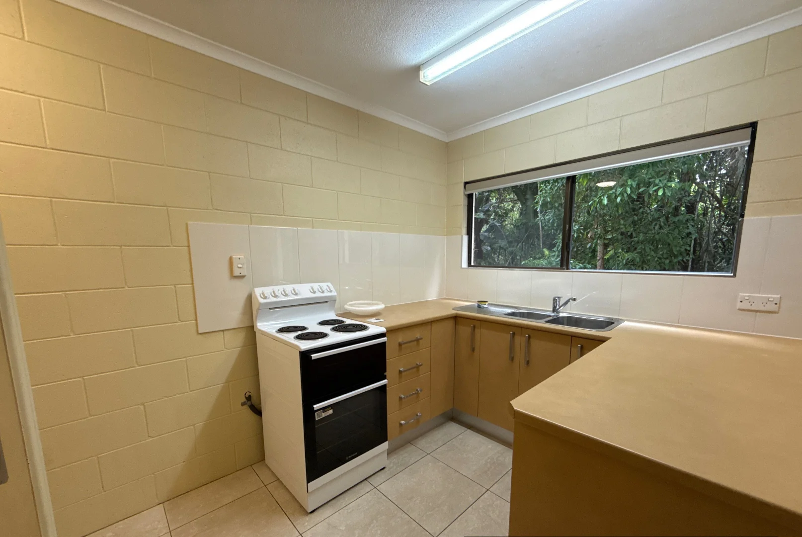 Additional image 6 of Unit 4/59 Reid Road, Wongaling Beach QLD 4852