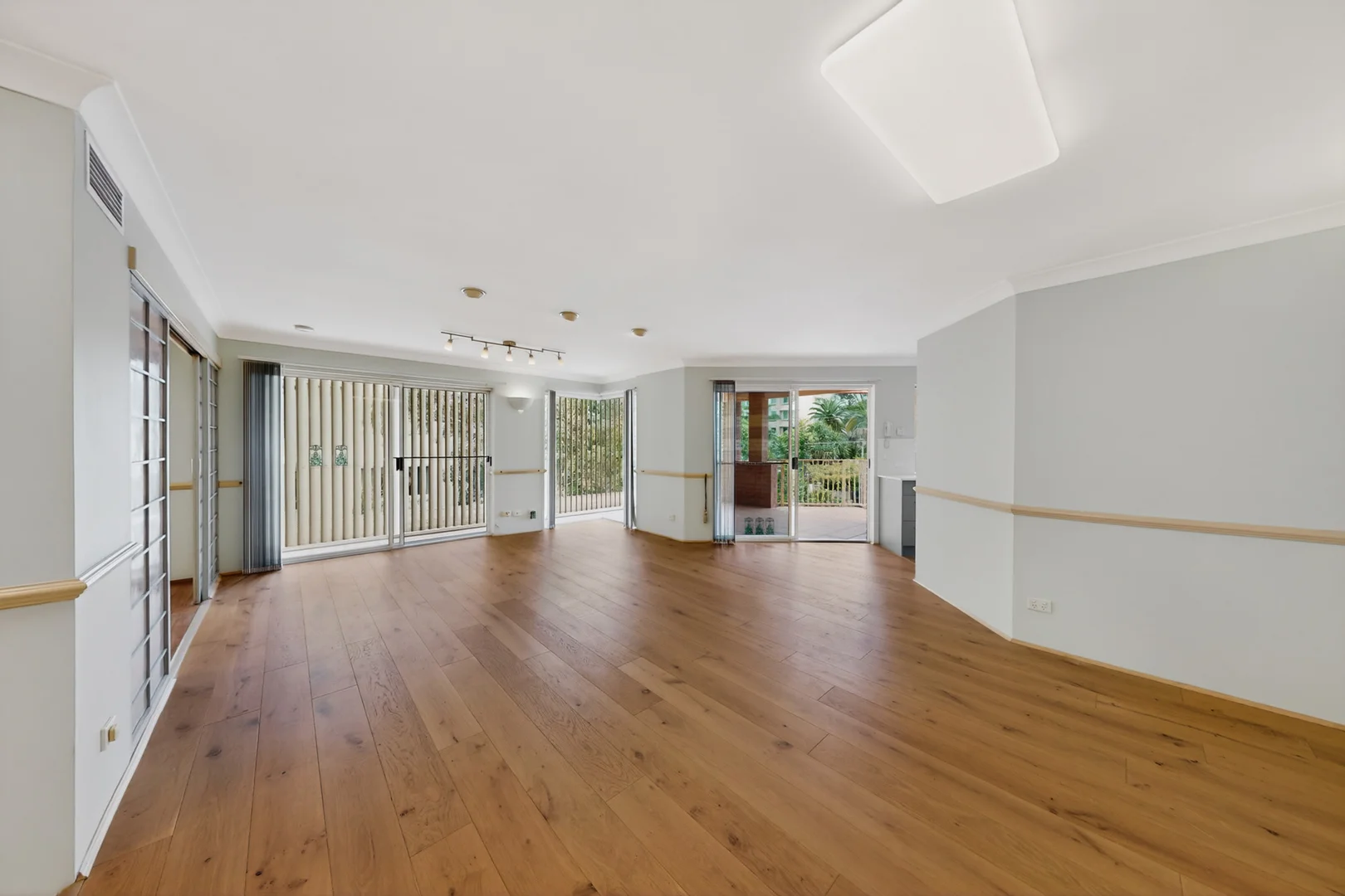 Additional image 2 of 4/101-105 Macquarie Street, St Lucia QLD 4067