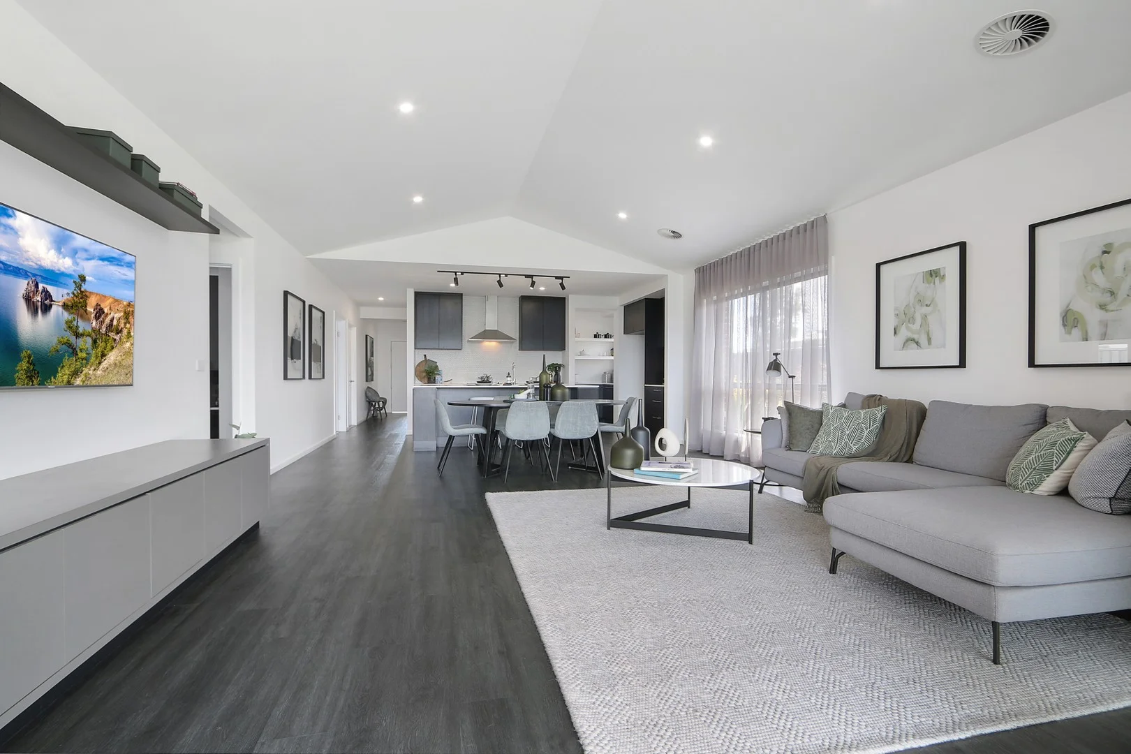 70 Brooklyn Drive, Thurgoona NSW 2640