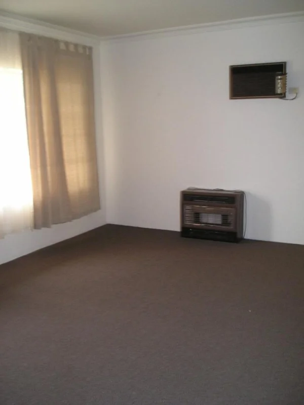 Additional image 4 of 1/240 Russell Street, Bathurst NSW 2795