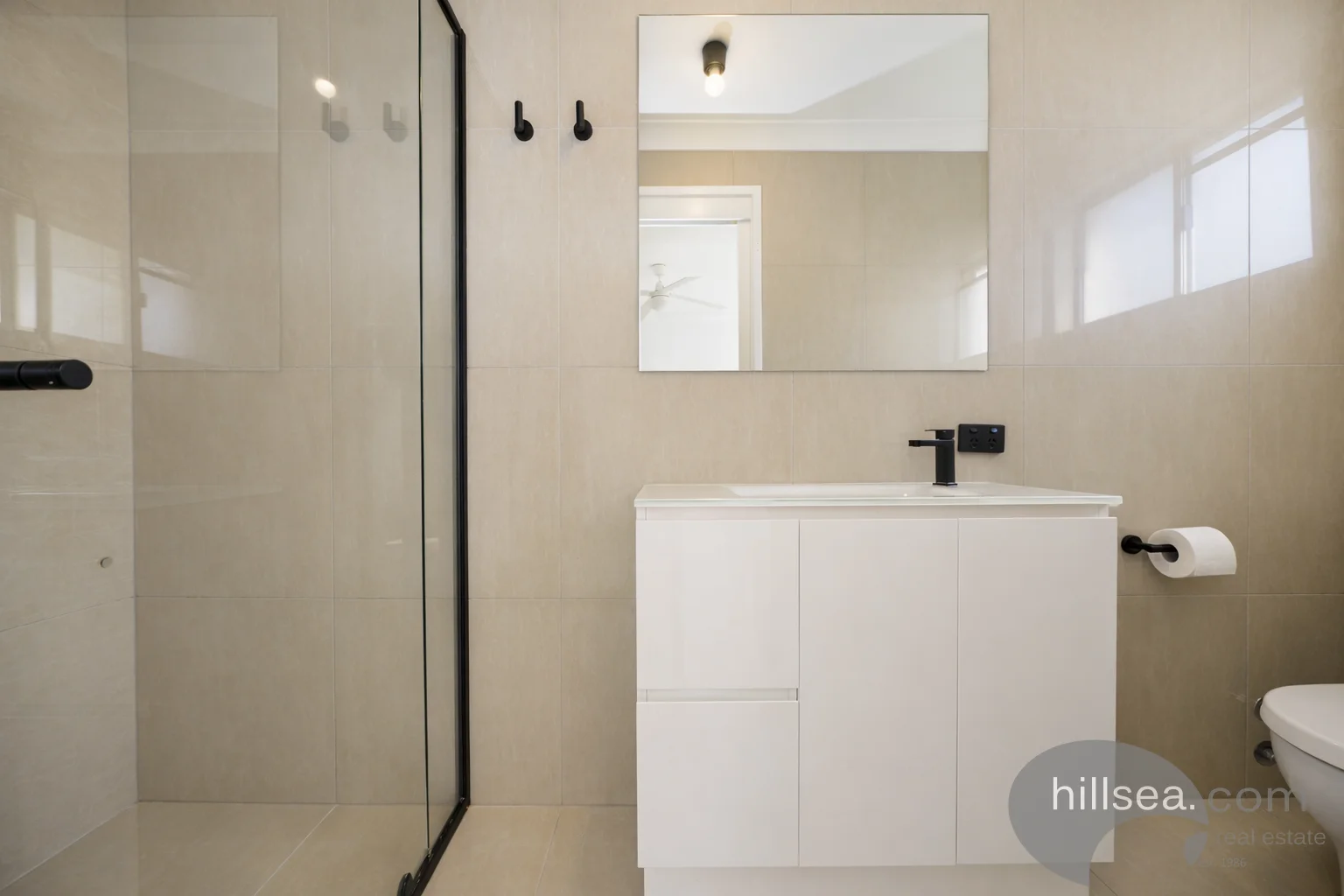 Additional image 12 of 7/3-5 Brett Avenue, Labrador QLD 4215